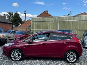 Ford Fiesta 1.0T EcoBoost Titanium Euro 5 (s/s) 5dr