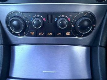 Mercedes-Benz Captiva 1.8 CLC180K Sport Coupe 3dr Petrol Auto Euro 4 (143 ps)