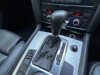 Audi Q7 3.0 TDI V6 S line Tiptronic quattro Euro 4 5dr