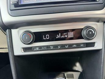 Volkswagen Polo 1.2 TSI BlueMotin MatchHatchback 5dr DSG