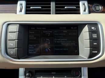 Land Rover Range Rover Evoque SD4 PRESTIGE LUX-AUTO, 86855 MILES, SERVICE HISTORY, PANORAMIC R