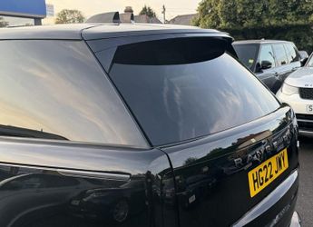 Land Rover Range Rover 3.0 D300 MHEV SE SUV 5dr Diesel Auto 4WD Euro 6 (s/s) (300 ps)