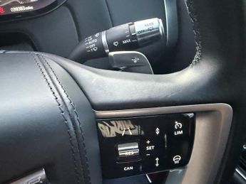 Land Rover Range Rover 3.0 D300 MHEV SE SUV 5dr Diesel Auto 4WD Euro 6 (s/s) (300 ps)