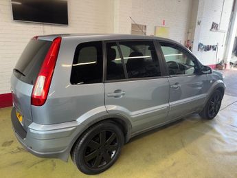 Ford Fusion FUSION +