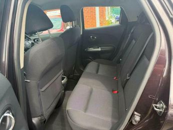 Nissan Juke 1.6 Acenta Euro 5 (s/s) 5dr
