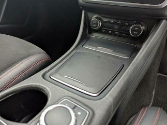 Mercedes-Benz C Class 2.1 GLA200d AMG Line (Executive) 7G-DCT Euro 6 (s/s) 5dr