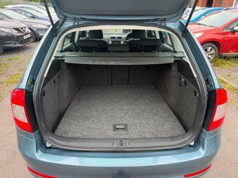 Skoda Octavia 2.0 TDI Elegance DSG Euro 5 5dr