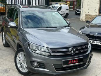 Volkswagen Tiguan 2.0 TDI BlueMotion Tech SE 4WD Euro 5 (s/s) 5dr