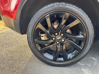 Land Rover Discovery Sport TD4 HSE BLACK