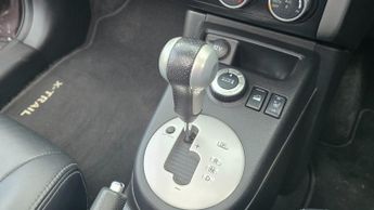 Nissan  2.0 dCi Tekna SUV 5dr Diesel Auto 4WD Euro 5 (AVM) (150 ps)