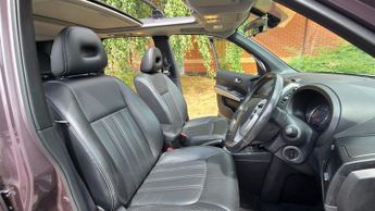 Nissan X-Trail 2.0 dCi Tekna SUV 5dr Diesel Auto 4WD Euro 5 (AVM) (150 ps)