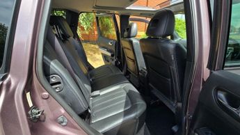 Nissan X-Trail 2.0 dCi Tekna SUV 5dr Diesel Auto 4WD Euro 5 (AVM) (150 ps)
