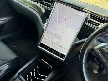 Tesla Model S MODEL S 75D
