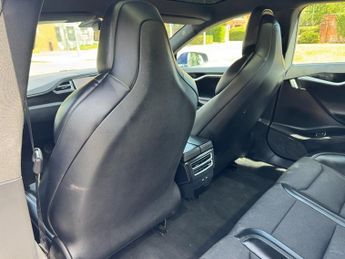 Tesla Model S MODEL S 75D