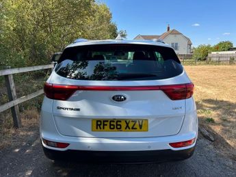 Kia Sportage CRDI KX-2 1 FORMER KEEPER 9 SERVICES 4X4 ULEZ COMPLIANT BLUETOOT