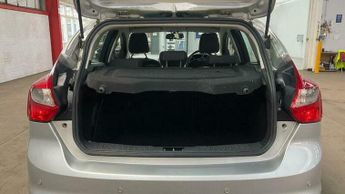 Ford Focus 1.6 TDCi Zetec Euro 5 (s/s) 5dr