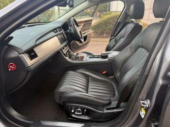 Jaguar XF 2.0d Portfolio Auto Euro 6 (s/s) 4dr