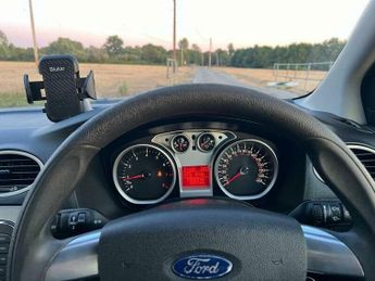 Ford Focus 1.6 Style 5dr