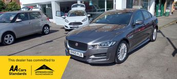 Jaguar XE R-SPORT