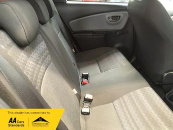 Toyota Yaris 1.33 Dual VVT-i ICON AUTOMATIC ONLY 54070 MILES!!