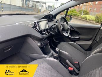 Peugeot 208 BLUE HDI 1.6 ACTIVE 5Dr