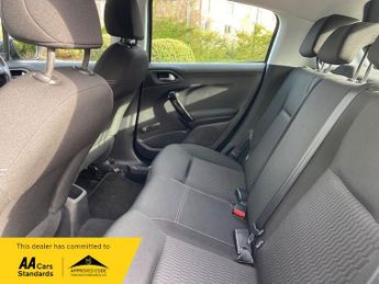 Peugeot 208 BLUE HDI 1.6 ACTIVE 5Dr