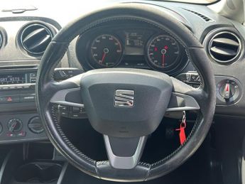 SEAT Ibiza FSH+AIR CON+ISOFIX