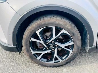 Toyota C-HR 1.2 VVT-i Dynamic CVT AWD Euro 6 (s/s) 5dr