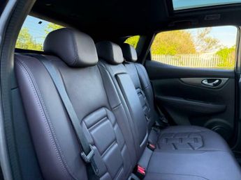 Nissan Qashqai 1.2 DIG-T Tekna+ XTRON Euro 6 (s/s) 5dr