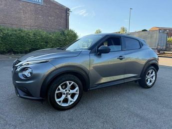 Nissan Juke 1.0 DIG-T N-Connecta DCT Auto Euro 6 (s/s) 5dr
