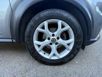 Nissan Juke 1.0 DIG-T N-Connecta DCT Auto Euro 6 (s/s) 5dr