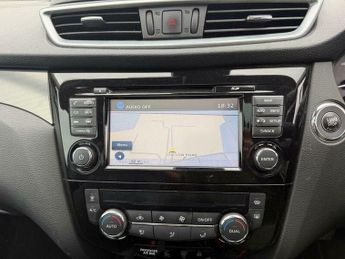 Nissan Qashqai 1.2 DIG-T Tekna XTRON Euro 6 (s/s) 5dr