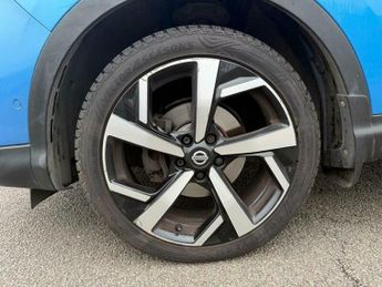 Nissan Qashqai 1.2 DIG-T Tekna XTRON Euro 6 (s/s) 5dr