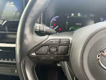 Toyota Yaris 1.5 VVT-h Excel E-CVT Euro 6 (s/s) 5dr