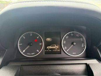 Land Rover Discovery 3.0 SD V6 HSE Luxury Auto 4WD Euro 5 (s/s) 5dr