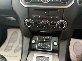 Land Rover Discovery 3.0 SD V6 HSE Luxury Auto 4WD Euro 5 (s/s) 5dr