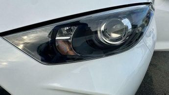 Toyota Yaris 1.5 VVT-hybrid-CVT Euro 6 low mile