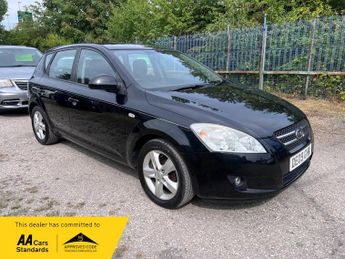Kia Ceed 1.4 SR7 Hatchback 5dr Petrol Manual (145 g/km, 103 bhp)