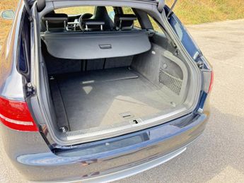 Audi S4 Avant 3.0 TFSI V6 Estate 5dr Petrol S Tronic quattro Euro 5 (333 ps)