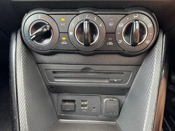 Mazda MAZDA 2 SE-L