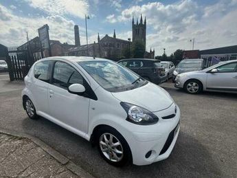 Toyota AYGO 1.0 VVT-i Move MultiMode Euro 5 5dr