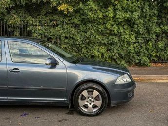 Skoda Octavia 1.6 FSI Ambiente Tiptronic 115 Bhp | 4 F/ Keepers_New MOT & Serv