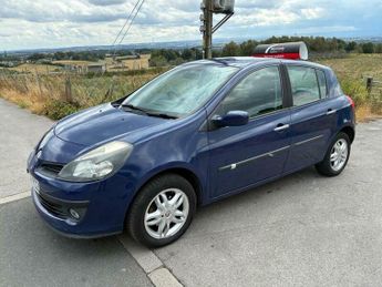 Renault Clio 1.2 TCe 16v Dynamique 5dr