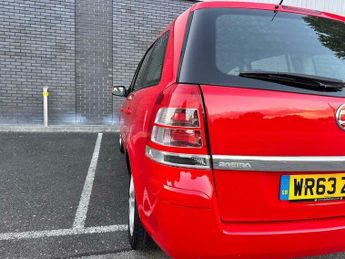 Vauxhall Zafira 1.8 16V Exclusiv Euro 5 5dr