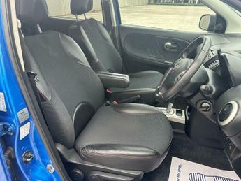 Nissan Note 1.6 16V Tekna Auto Euro 4 5dr