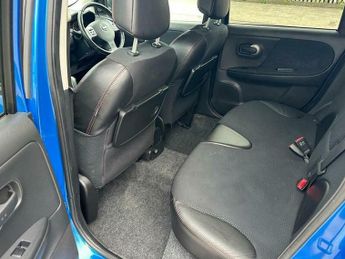 Nissan Note 1.6 16V Tekna Auto Euro 4 5dr