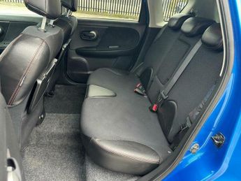 Nissan Note 1.6 16V Tekna Auto Euro 4 5dr