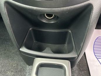 Nissan Note 1.6 16V Tekna Auto Euro 4 5dr