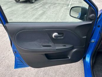 Nissan Note 1.6 16V Tekna Auto Euro 4 5dr
