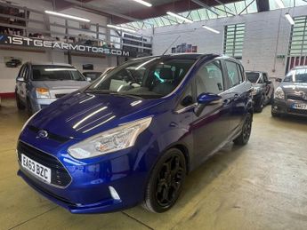 Ford B Max TITANIUM
